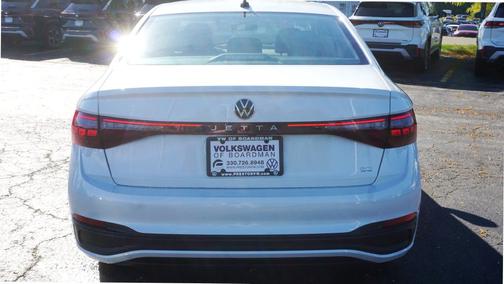 Opal White Pearl 2027 Volkswagen Jetta 1.5T SE