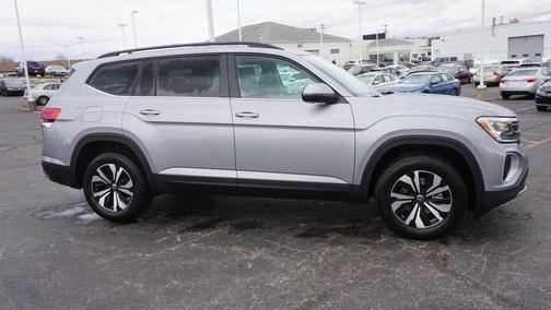 2026 Volkswagen Atlas 2.0T SE