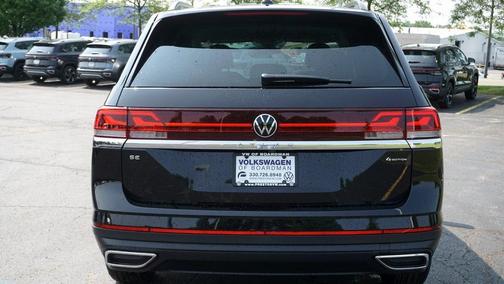 2025 Volkswagen Atlas 2.0T SE