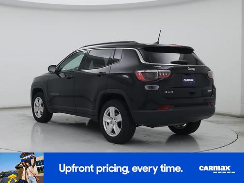 Black 2022 Jeep Compass Latitude