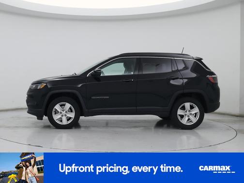 Black 2022 Jeep Compass Latitude
