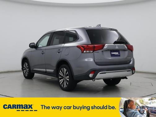 2019 Mitsubishi Outlander ES