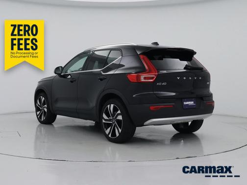 Black 2024 Volvo XC40 B5 Ultimate Bright Theme