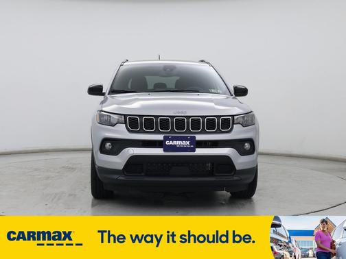 2024 Jeep Compass Latitude Lux