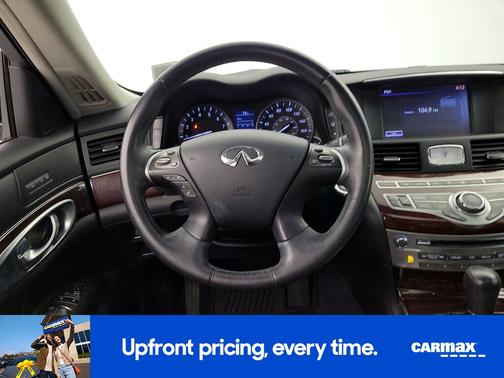 Blue 2017 INFINITI Q70 L