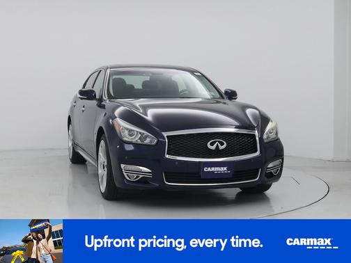 Blue 2017 INFINITI Q70 L