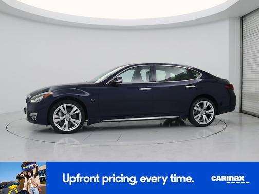 Blue 2017 INFINITI Q70 L
