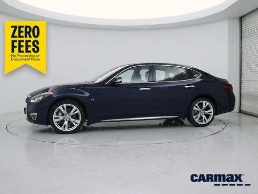 Blue 2017 INFINITI Q70 L