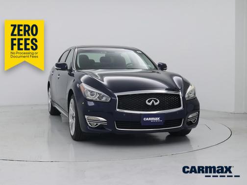 Blue 2017 INFINITI Q70 L