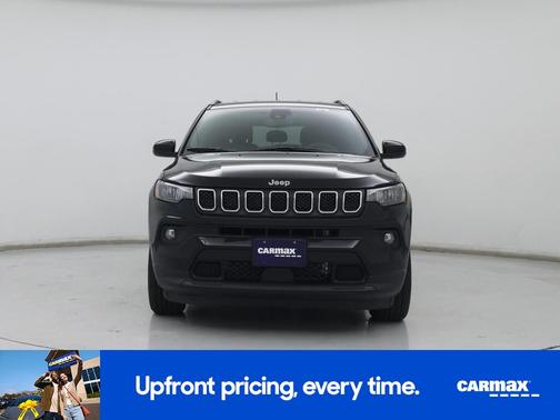 Black 2023 Jeep Compass Latitude