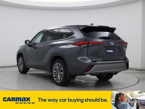 2021 Toyota Highlander Hybrid Platinum