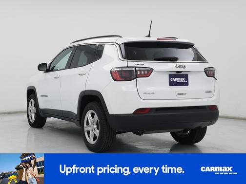 White 2023 Jeep Compass Latitude