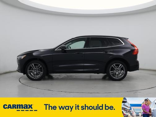 2021 Volvo XC60 T5 Momentum