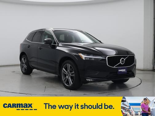 2021 Volvo XC60 T5 Momentum