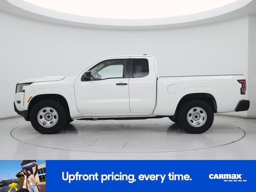 White 2022 Nissan Frontier S
