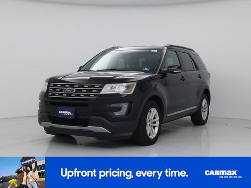 Black 2016 Ford Explorer XLT