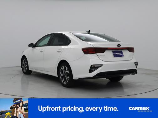 White 2019 Kia Forte LXS
