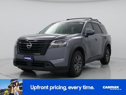 Gray 2023 Nissan Pathfinder SV