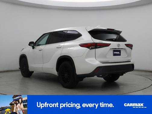 2021 Toyota Highlander LE