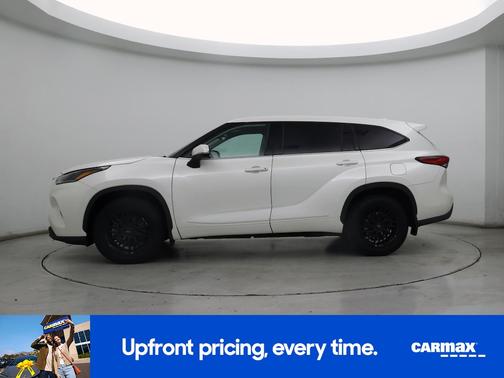 2021 Toyota Highlander LE