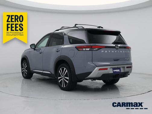 Gray 2023 Nissan Pathfinder Platinum