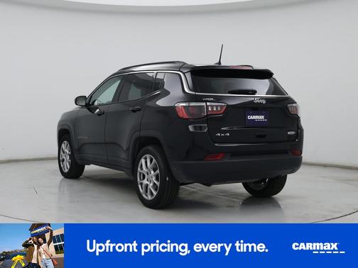 Black 2022 Jeep Compass Latitude Lux