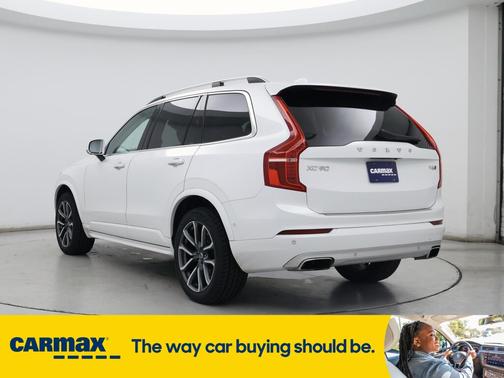 2019 Volvo XC90 T6 Momentum
