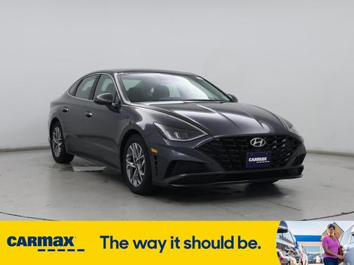 2022 Hyundai SONATA SEL