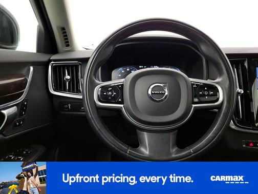 2018 Volvo S90 T6 Momentum