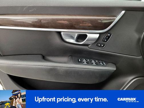 2018 Volvo S90 T6 Momentum