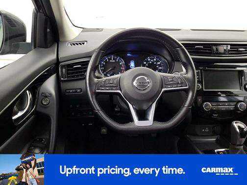 2022 Nissan Rogue Sport SV