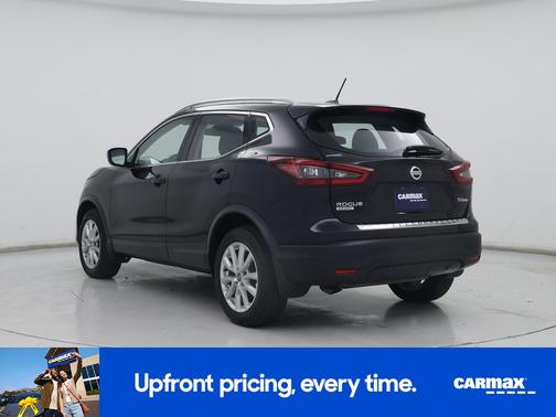 2022 Nissan Rogue Sport SV