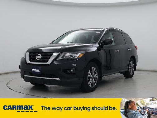 2017 Nissan Pathfinder SL