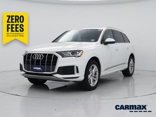 White 2023 Audi Q7 Premium