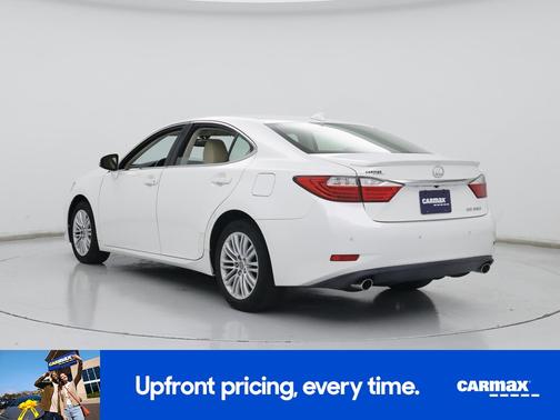 White 2015 Lexus ES 350