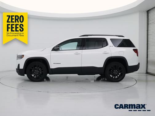 White 2022 GMC Acadia SLE