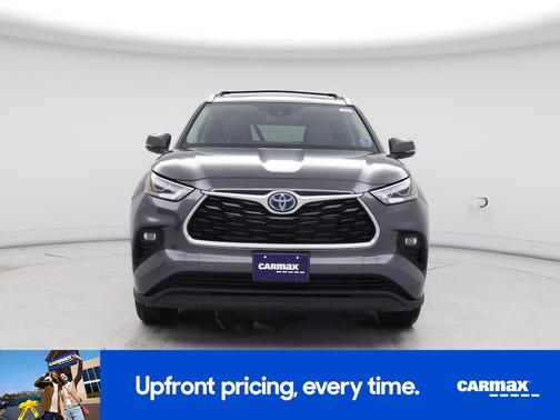 Gray 2023 Toyota Highlander Hybrid Limited