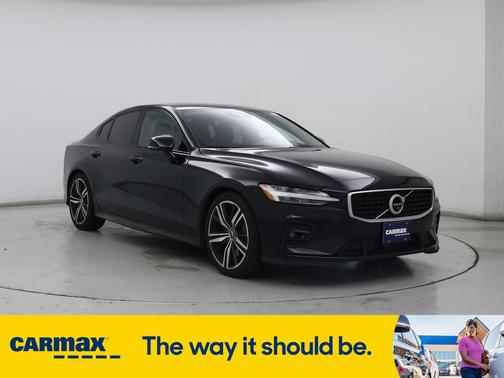 2019 Volvo S60 T6 R-Design