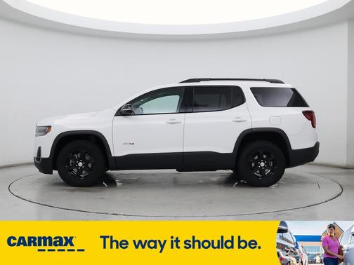 2022 GMC Acadia AT4