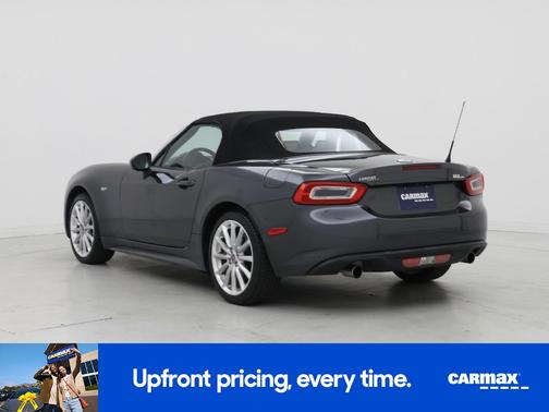 2017 FIAT 124 Spider Lusso