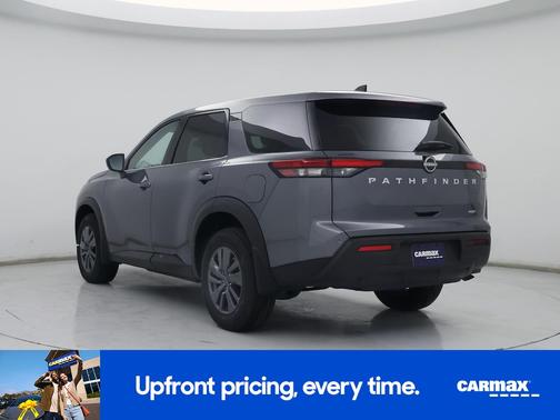 2025 Nissan Pathfinder S