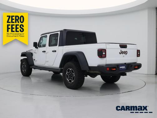 White 2023 Jeep Gladiator Mojave