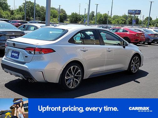 Silver 2021 Toyota Corolla SE
