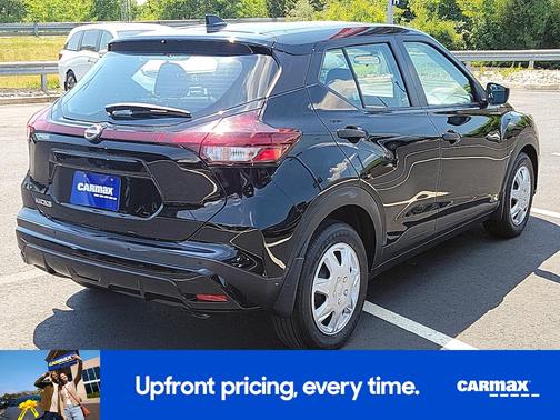 Black 2023 Nissan Kicks S