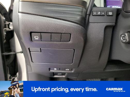 2019 Lexus ES 300h Ultra Luxury