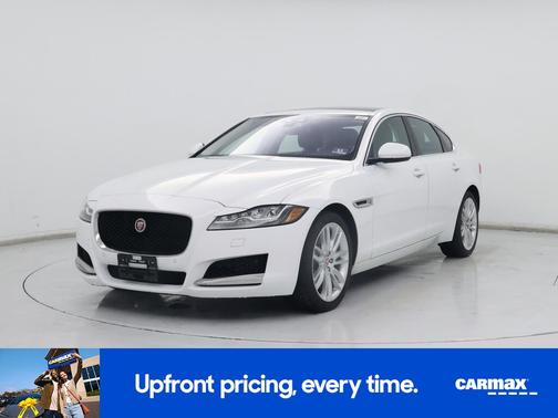 2016 Jaguar XF Prestige