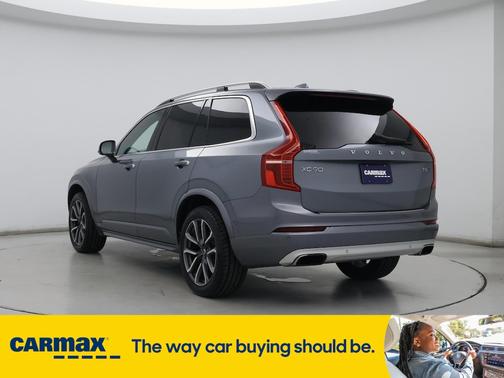 2018 Volvo XC90 T6 Momentum