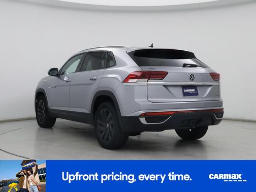 2022 Volkswagen Atlas Cross Sport SE w/Tech