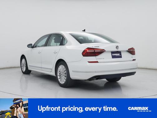 2017 Volkswagen Passat SE