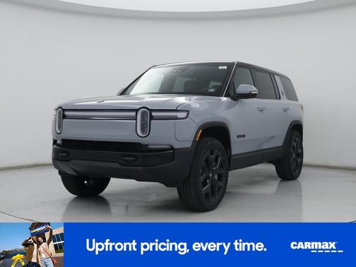 Gray 2025 Rivian R1S Adventure Performance Dual-Motor Max